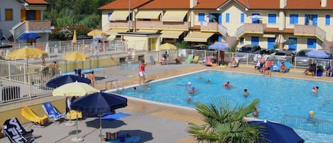 House | Pool | Outdoor pool