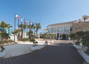 Terrace/patio - Marlita Beach Hotel Apartments (Paralimni)