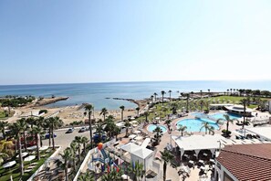Pool - Marlita Beach Hotel Apartments (Paralimni)