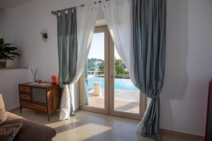 Exterior - Huge Villa With Private Pool in Salento, Italy (Ceglie Messapica)