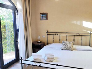 Casa | 2 camere, con arredamento individuale, lenzuola