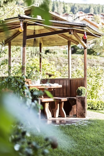 Centrally located apartment in the heart of the Dolomites