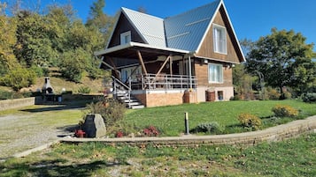 Chalet | Exterior
