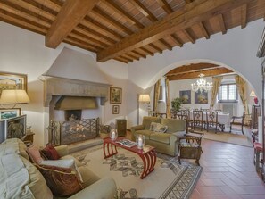 独立别墅 | 起居区