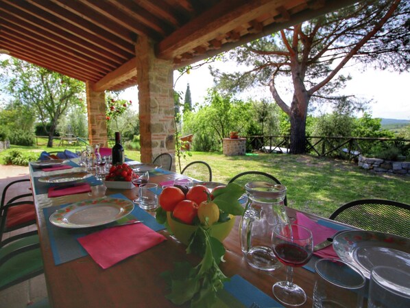 House | Dining - Belvilla by OYO Villa Lucignano (Lucignano)