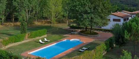 House | Pool
