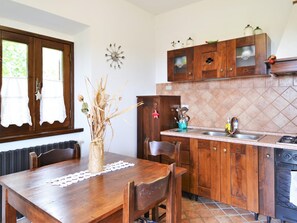 House | Private kitchen - Belvilla by OYO La Selva di Nasio (Marliana)