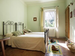 Villa | 11 bedrooms, individually furnished, bed sheets