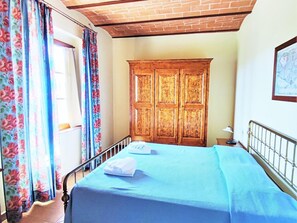 Ferienhaus | 2 Schlafzimmer, individuell eingerichtet, Bettwäsche