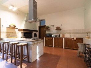 Villa | Eigene Küche | Hochstuhl