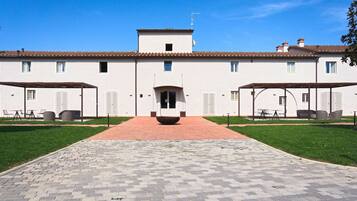 Apartment | Exterior