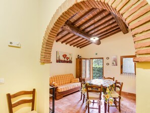 Cottage | Living room