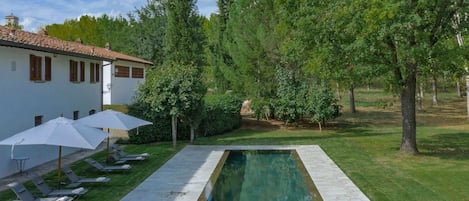 House | Pool