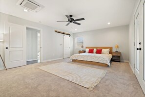 3 bedrooms, iron/ironing board, travel cot, WiFi