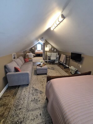 3 habitaciones, escritorio, wifi gratis y ropa de cama 