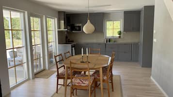 House | Dining