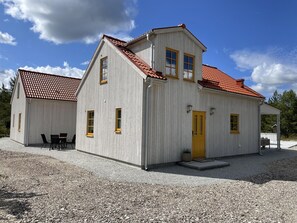 House | Exterior - Villa Vitvikena in Gotland, Pool (Slite)