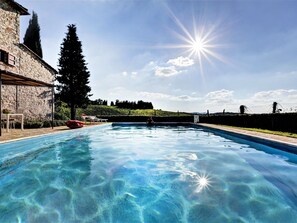 Villa | Pool | Indoor pool, outdoor pool - Villa in Chianti With Pool & Tennis Court (Gaiole in Chianti)