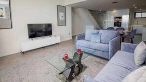 TV - Blue Suites apartment 2.305 (Manilva)