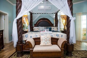 6 Schlafzimmer, Bügeleisen/Bügelbrett, WLAN