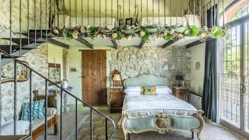 Vila | 6 kamar tidur dan dilengkapi dengan perabotan berbeda-beda