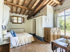 Biệt thự | 6 phòng ngủ, trang bị nội thất với thiết kế riêng biệt, bộ trải giường