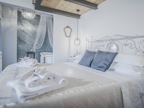 Villa | 6 sovrum, unika möbler och sängkläder