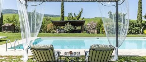 ヴィラ | プール | 屋内プール、屋外プール