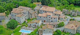 Apartment in the Village With air Conditioning