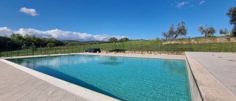 独立别墅 | 泳池 | 室外游泳池