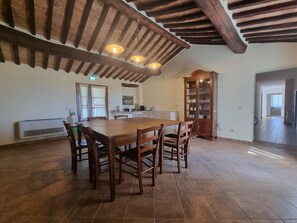 House | Dining - Tasteful Countryside Stay (Montalcino)