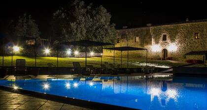 Tasteful Countryside Stay