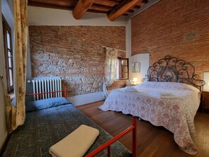 Maison | 2 chambres, ameublement personnalisé, draps fournis