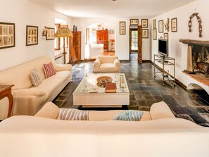 House | Ruang tamu