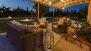Villa | Külső rész