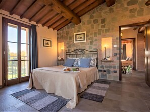 Villa | 4 bedrooms, individually furnished, iron/ironing board, bed sheets - Peccioli Countryside Villa (Peccioli)