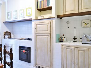 House | Private kitchen