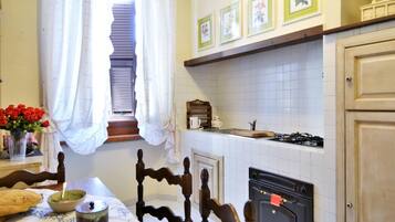 House | Private kitchen