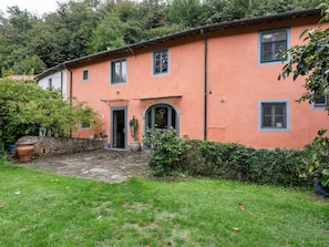 House | Exterior