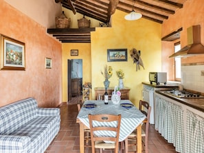 House | Dining