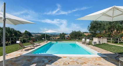 Villa in Ostra Vetere With Pool and Jacuzzis