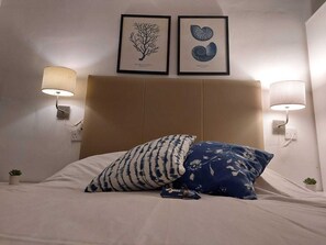 Apartment - Excellent Views 2-bed Apartment in Marsalforn Gozo (Zebbug)