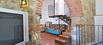 Tuscany Apartment With 2 Pools