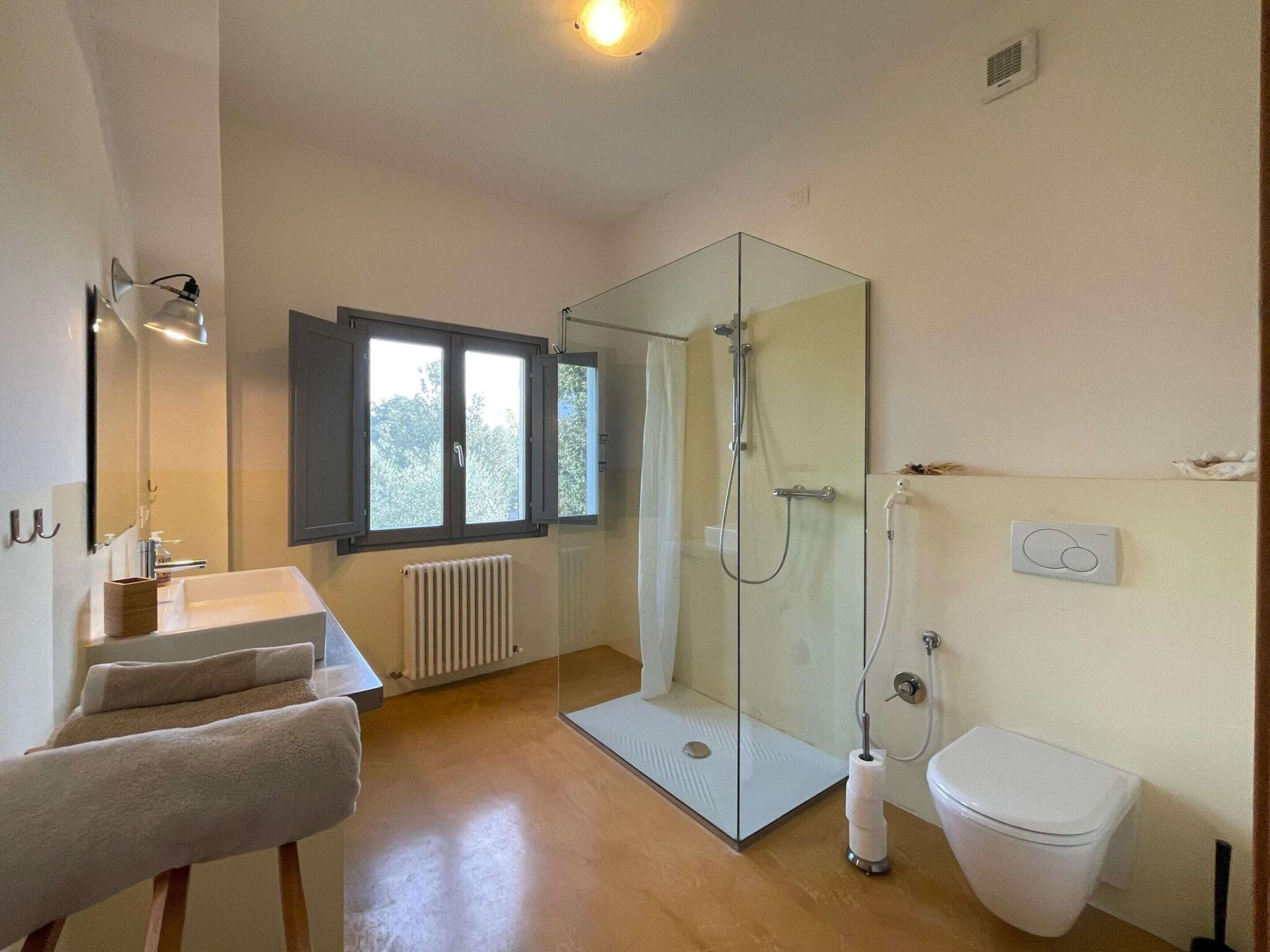House | Bathroom