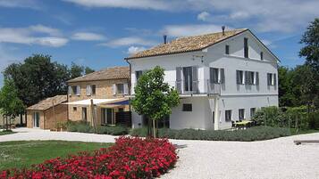House | Exterior