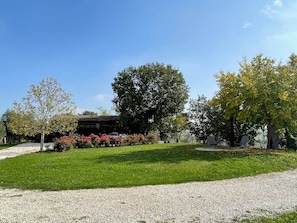Apartment | Garden - Belvilla by Oyo Lavanda (Belvedere Ostrense)