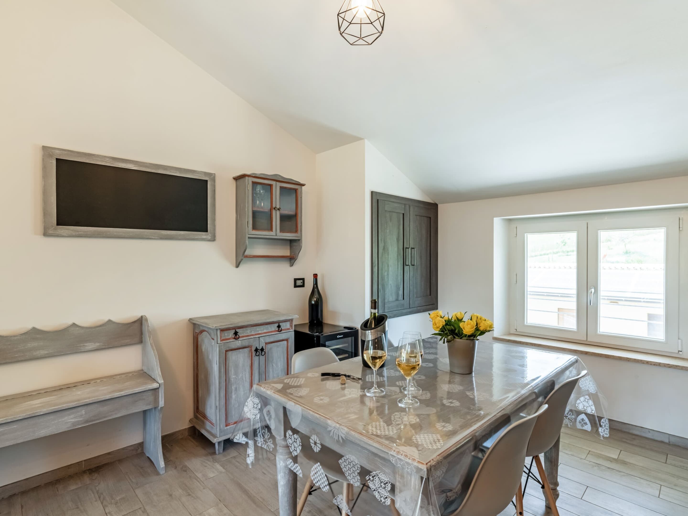 Apartment | Dining