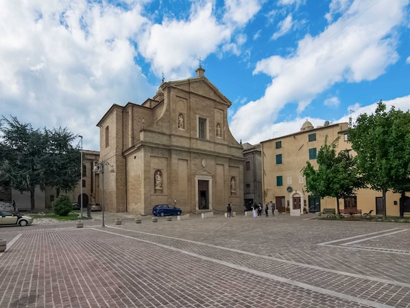 Apartment | View from property - Belvilla by OYO Rose di Fratta 1 (Cupramontana)