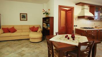 Villa | Dining