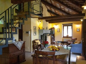 House | Dining